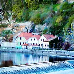 Labyrint بيت ضيافة 3*