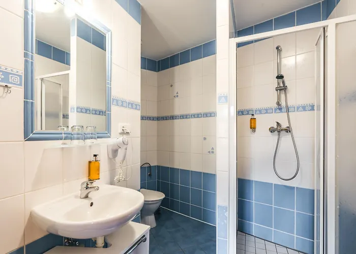 Labyrint Gæstehus 3*